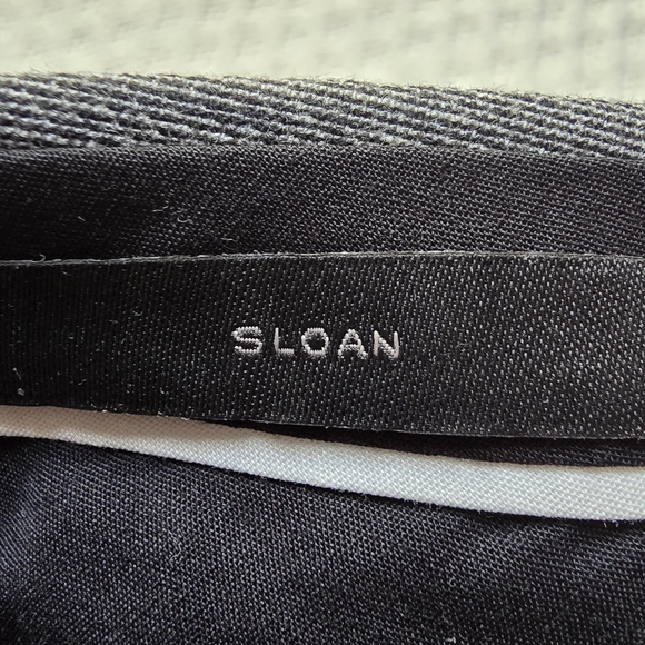 Banana Republic Women's Gray Ankle Pants - Picture 5 of 7